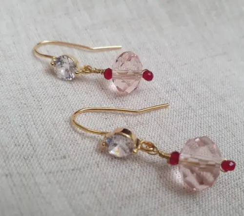 Brinco Anzol com Cristal Rose de France