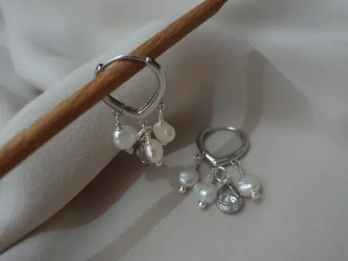 Brinco Argola com Pérolas Naturais e Cristal