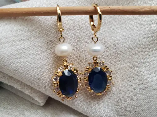 Brinco Argola com Pérola Natural e Cristal Azul Safira
