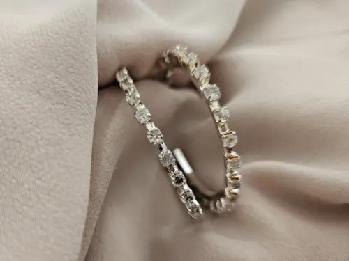 Brinco Argola Prata com Cristais Transparentes