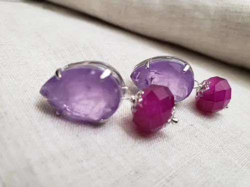 Brinco Banhado a Prata com Cristal Lavanda