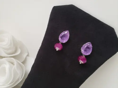 Brinco Banhado a Prata com Cristal Lavanda