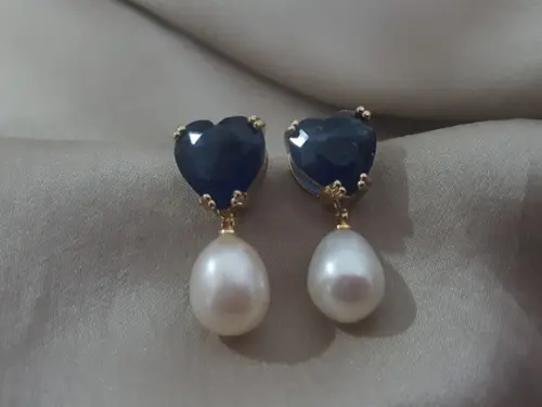 Brinco Banhado com Cabochão e Pérola