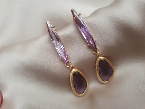 Brinco Banhado com Cristal Lavanda