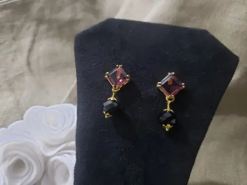 Brinco Banhado com Cristal Rubilita