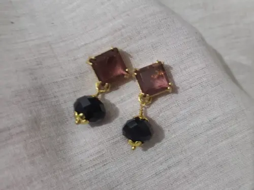 Brinco Banhado com Cristal Rubilita