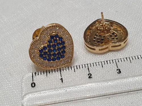 Brinco Banhado com Mini Zircônias