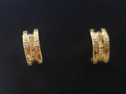 Brinco Banhado com Zircônias