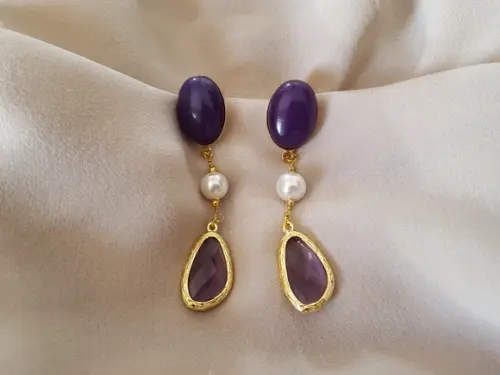 Brinco Cabochão e Pérolas