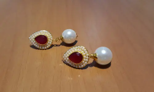 Brinco De Cristal e Pérola