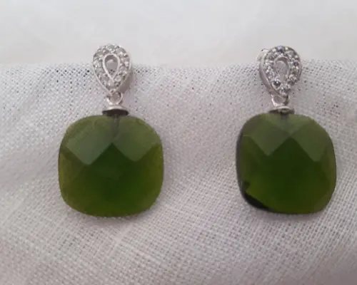 Brinco de Prata e Cristal Turmalina