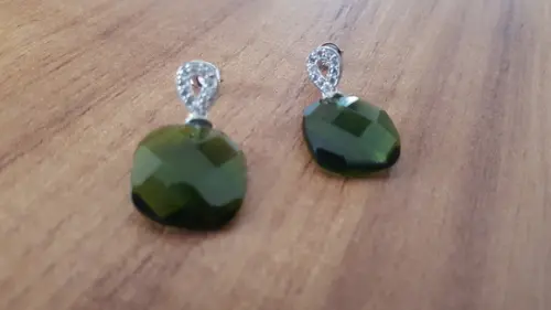 Brinco de Prata e Cristal Turmalina