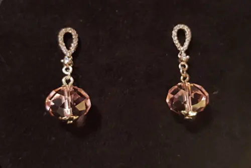 Brinco de Prata com Ponto de Luz e Cristal Rose de France