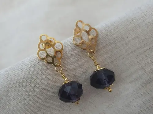 Brinco Dourado com Cristal Color Ametista