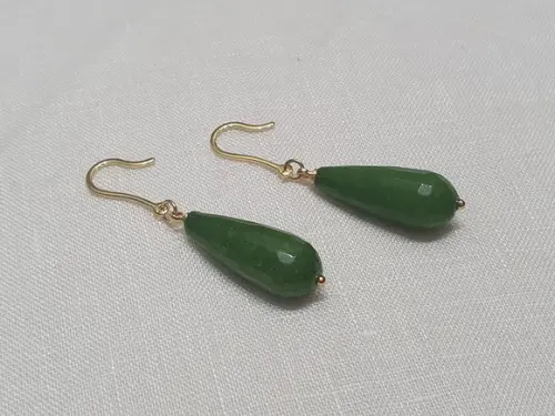 Brinco Gancho Banhado com Pedra Natural Ágata Verde