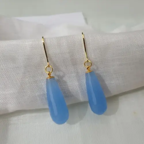 Brinco Gancho Banhado com Pedra Natural Jade Azul