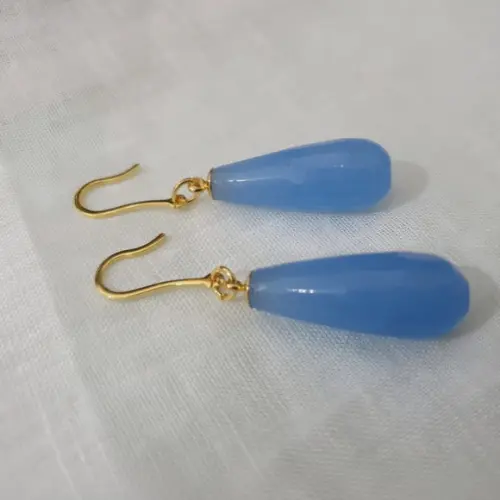 Brinco Gancho Banhado com Pedra Natural Jade Azul