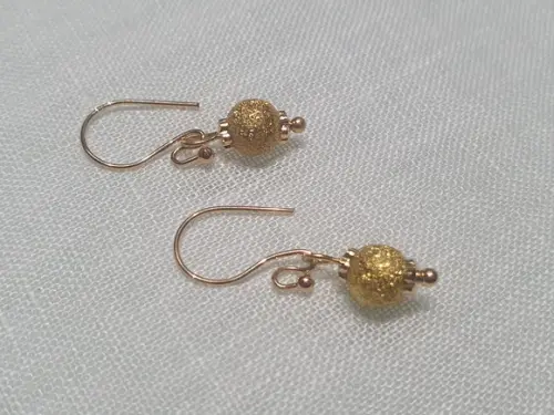 Brinco Gancho Banhado Dourado 2,5cm
