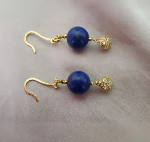 Brinco Gancho com Pedra Natural Lápis Lazuli