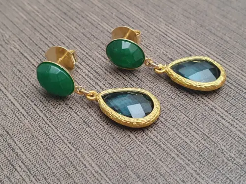 Brinco Pino Banhado com Cristais Verde - Semijoia