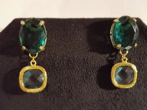 Brinco Pino Banhado com Cristal Turmalina Morion