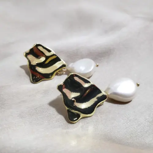 Brinco Pino Banhado com Pérola de Água Doce