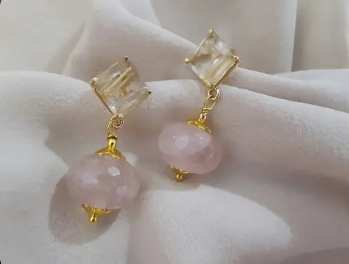 Brinco Pino com Cristal Rutilado e Rose de France
