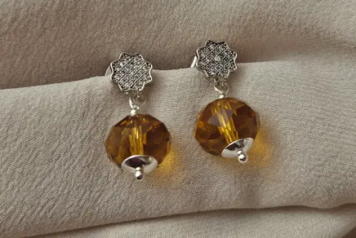 Brinco Pino Prata com Cristal Ambar