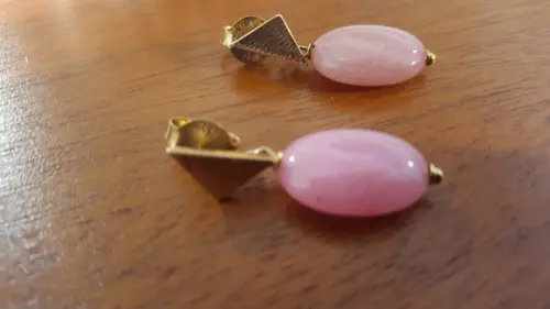 Brinco Rose e Pedra Jade