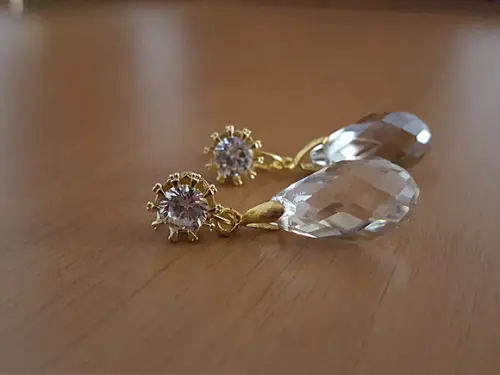 Brinco Zircônia e Cristal