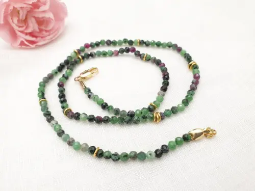 Choker de Pedras Naturais Rubi Zoisite