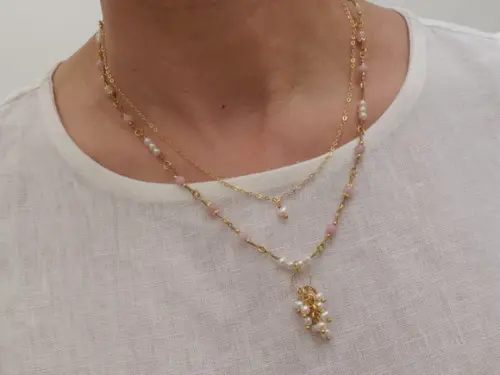 Colar Banhado com Pérolas e Pedras Naturais