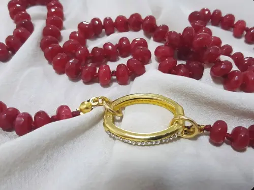 Colar Banhado de Pedras Naturais Jade Rubi