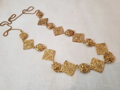 Colar Banhado Dourado com Filigranas