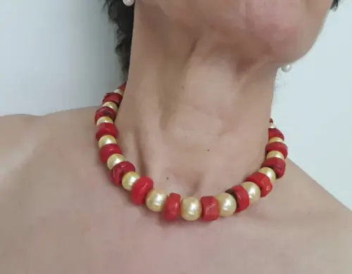 Colar Chocker de Corais Naturais e Pérolas Shell