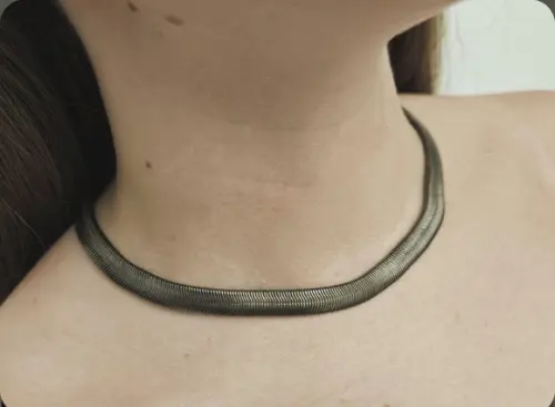 Colar Choker de Corrente Fita Grafite