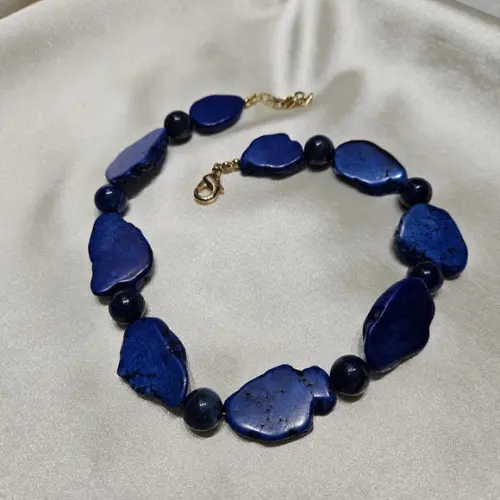 Colar Choker de Pedras Naturais Ágata e Lápis Lazuli