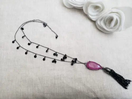 Colar com Cabochão e Franja de Cristais