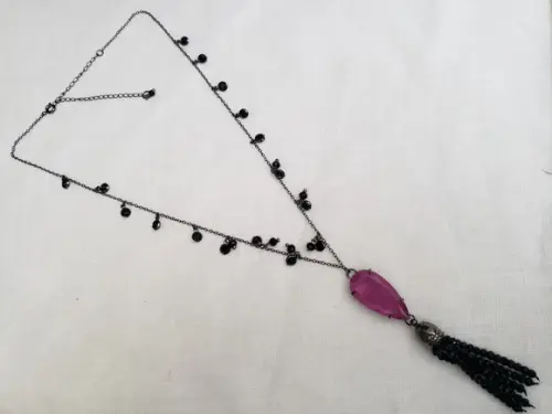 Colar com Cabochão e Franja de Cristais