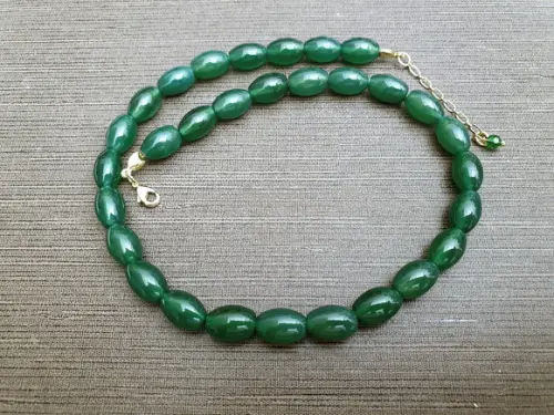 Colar com Pedras Jade Esmeralda I