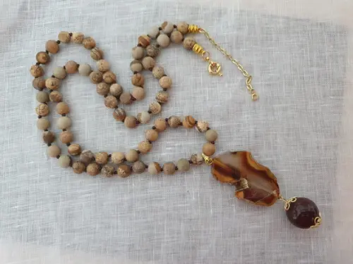 Colar Com Pedras Jasper Imperador E Pingente Ágata