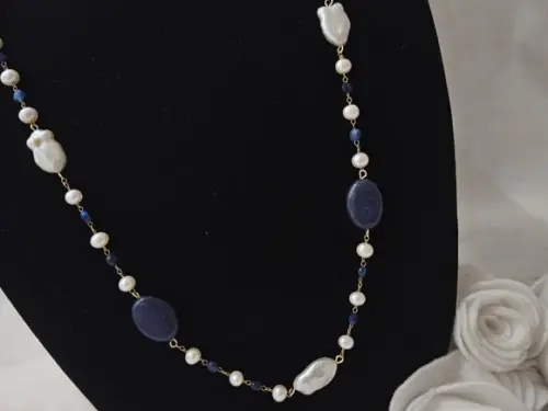Colar com Pedras Naturais Lápis Lazuli e Pérolas
