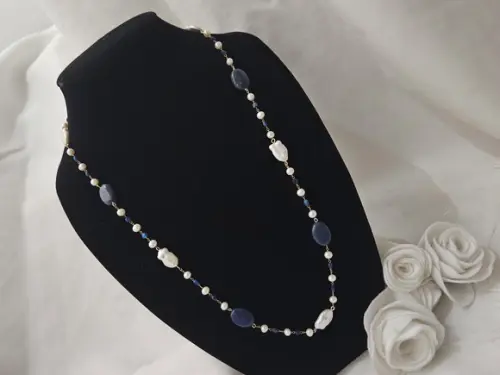 Colar com Pedras Naturais Lápis Lazuli e Pérolas
