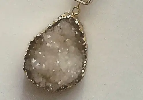 Colar Corrente com Drusa e Pérolas Naturais - Semi Jóia