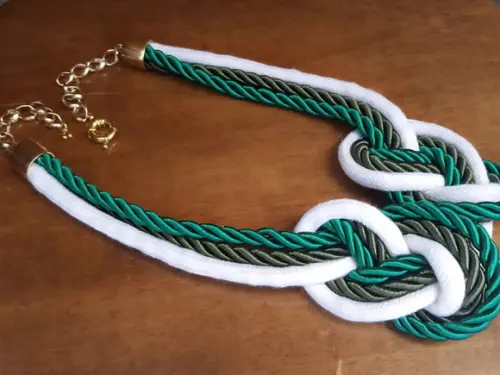 Colar de Corda e Cordão São Francisco Verde