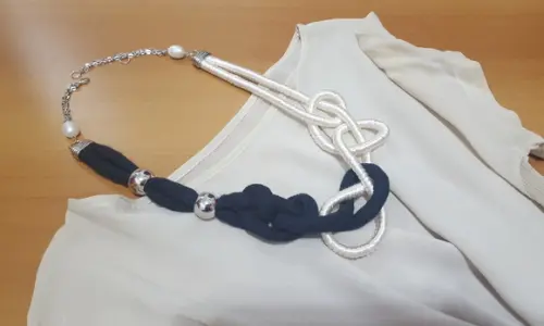 Colar de Corda e Seda Pérola