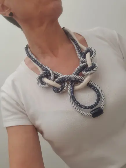 Colar De Corda Encapado
