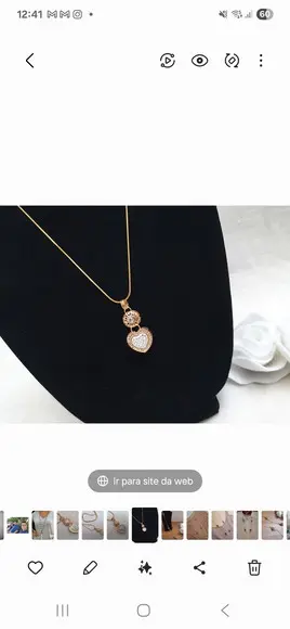 Colar de Corrente com Pingente Coração com Mini Cristais