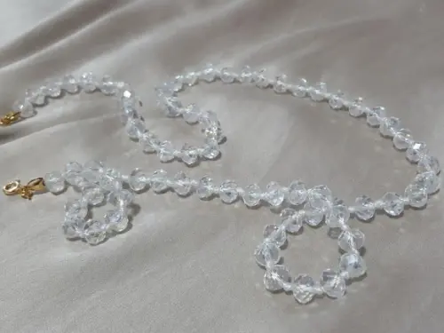 Colar de Cristais Transparente