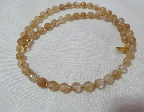 Colar de Cristal Rutilado e Entremeios Banhados de 6mm
